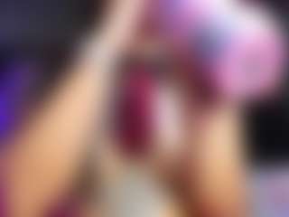 Nahomy's Live Sex Cam Show