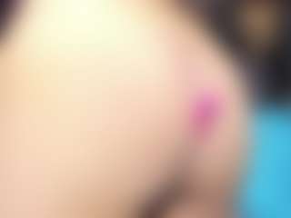 Live cam show with Nahomy - Facefuck on madthumbs