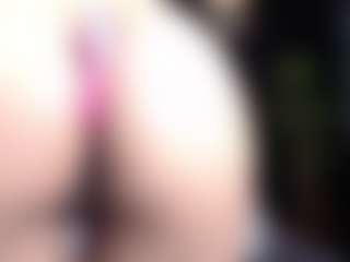 Nahomy's Live Sex Cam Show