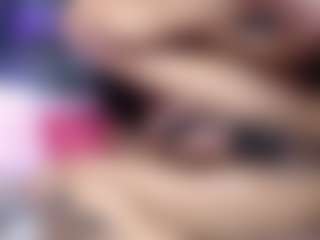 Live cam show with Nahomy - Submissive on CamwithHer