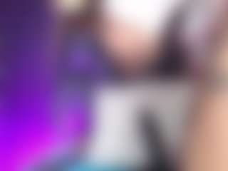 Live cam show with Nahomy - Interactivetoy Mature on Milfs Live