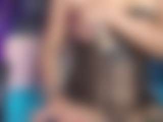 Live cam show with Nahomy - Squirt on Camsoda