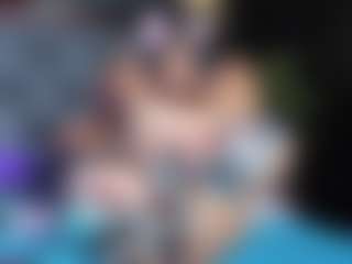 Live cam show with Nahomy - Deepthroat on Camsoda