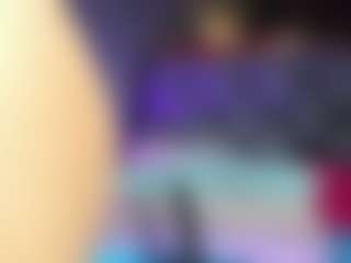 Nahomy's Live Sex Cam Show