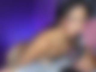 Live cam show with Nahomy - Double Penetration on Cam Slut