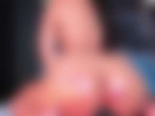 Nahomy's Live Sex Cam Show