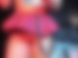 Live-Cam-Show mit Nahomy - Nipple Piercings auf Camsoda