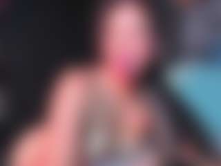 Show de câmera ao vivo com Nahomy - Submissive no Camsoda