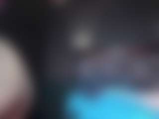 Live cam show with Nahomy - Facefuck on LiveSexCams6