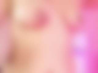 Live cam show with Sofia - Public on xxxlivecams.org