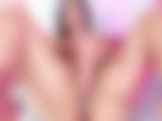 Live cam show with Sofia - Handjob on Camsoda