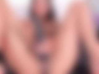 Live cam show with Daye - Gag on Camsoda