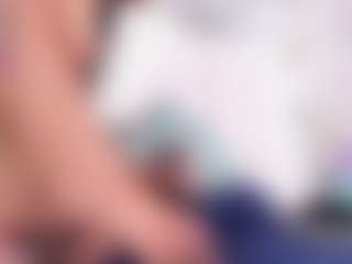 Live cam show with Daye - Brown Eyes on luckytryst.com
