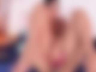 Live cam show with Daye - Ass Clapping on friskycurves.com