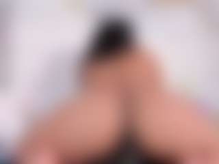 Live cam show with Daye - Small Tits on Camming Site