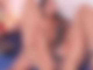 Live cam show with Daye - Nipple Play on Camsoda