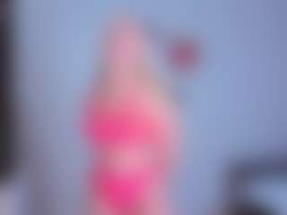 Live cam show with EmilyLion7 - Blue Eyes on Dare Cams