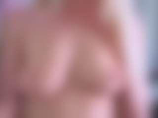 EmilyLion7's Live Sex Cam Show