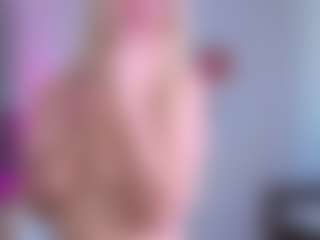 EmilyLion7's Live Sex Cam Show