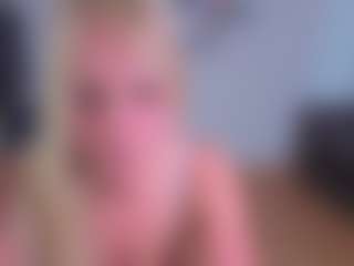 Live cam show with EmilyLion7 - Public on SpankPalCams