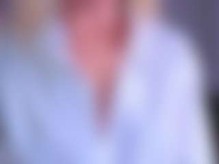 Live cam show with EmilyLion7 - Average on AdultVida.com