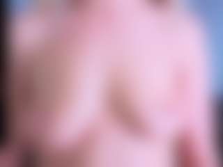 Live cam show with EmilyLion7 - Normal on Free Soda