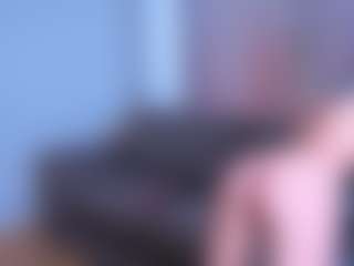 EmilyLion7's Live Sex Cam Show