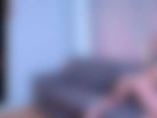 EmilyLion7's Live Sex Cam Show