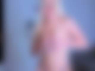 EmilyLion7's Live Sex Cam Show