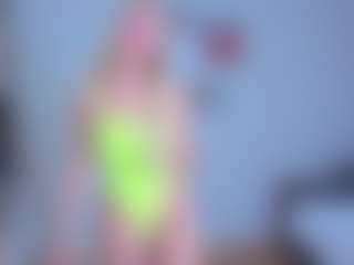 Live cam show with EmilyLion7 - Handjob on camwithhim.com