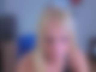 EmilyLion7's Live Sex Cam Show