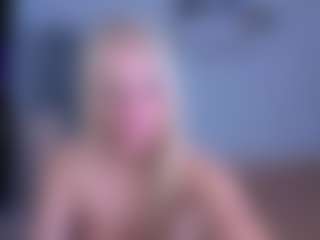 Live cam show with EmilyLion7 - Big Tits on iamadamtest123.com