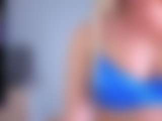 EmilyLion7's Live Sex Cam Show