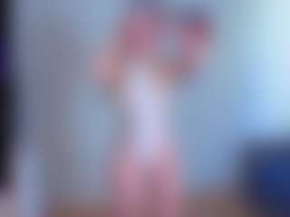 EmilyLion7's Live Sex Cam Show