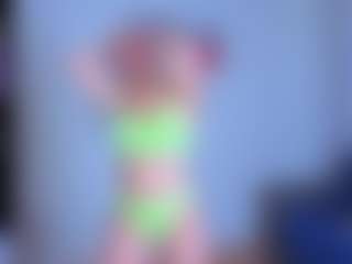 Live cam show with EmilyLion7 - Blue Eyes on iamadamtest123.com