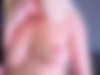 EmilyLion7's Live Sex Cam Show
