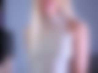 Live cam show with EmilyLion7 - Handjob on Camsoda