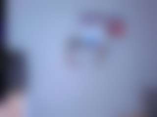 Live cam show with EmilyLion7 - Blonde Hair HD on Camsoda