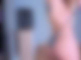 EmilyLion7's Live Sex Cam Show
