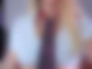 Live cam show with EmilyLion7 - Blue Eyes on Camsoda