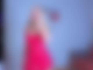 EmilyLion7's Live Sex Cam Show
