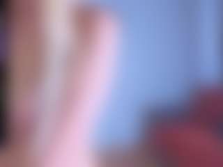 Live cam show with EmilyLion7 - White on madthumbs