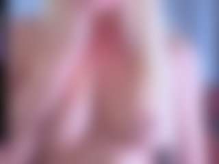 EmilyLion7's Live Sex Cam Show