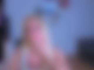 Live cam show with EmilyLion7 - Blonde Hair Shaved Pussy on Camsoda