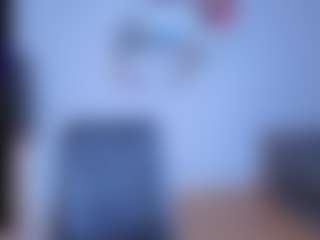 EmilyLion7's Live Sex Cam Show