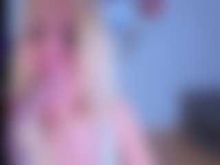 EmilyLion7's Live Sex Cam Show