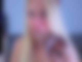 EmilyLion7's Live Sex Cam Show