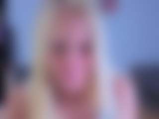 EmilyLion7's Live Sex Cam Show