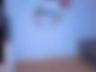 EmilyLion7's Live Sex Cam Show