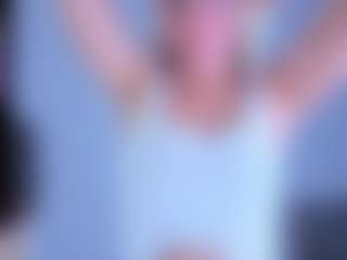 EmilyLion7's Live Sex Cam Show